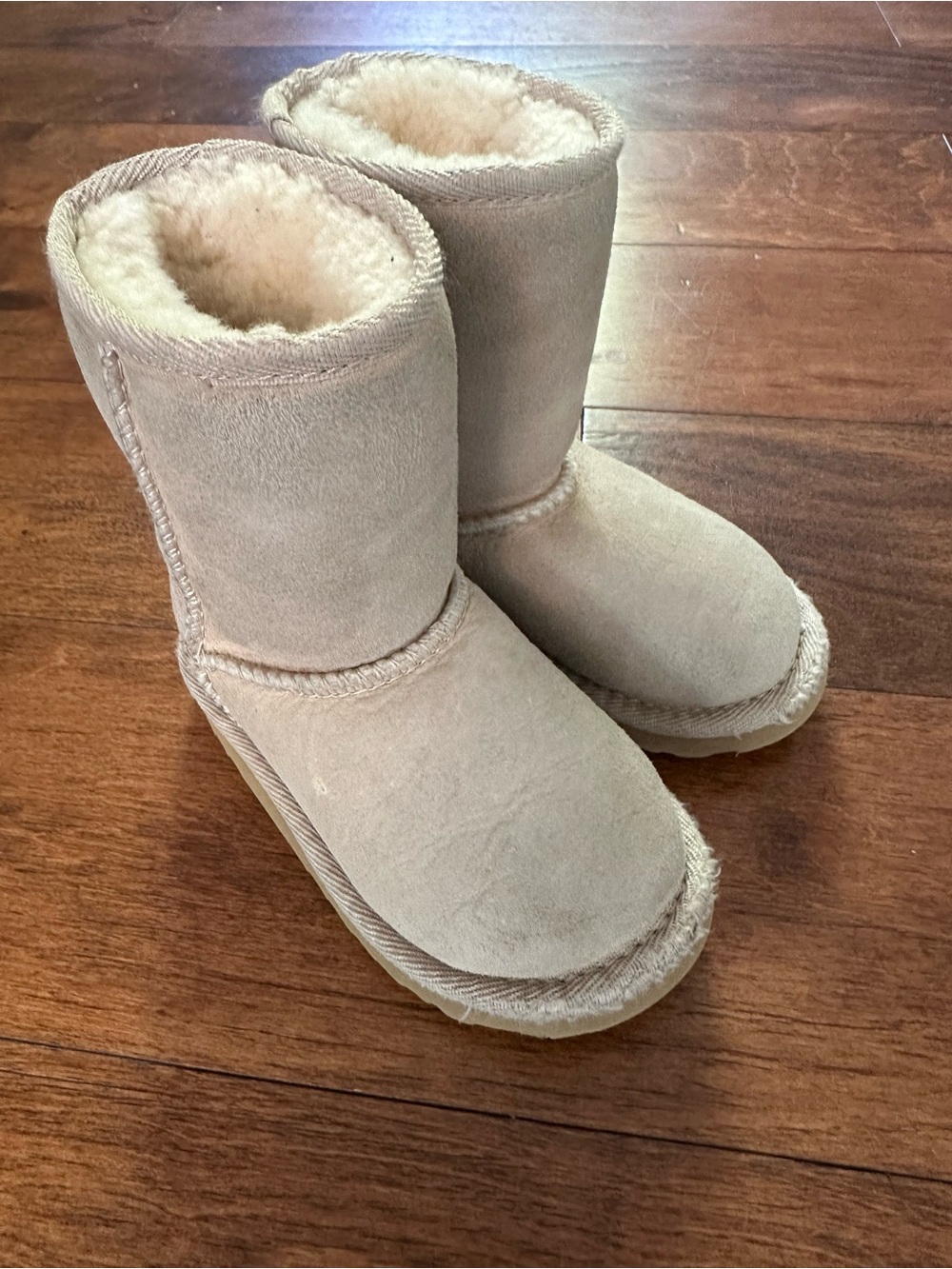 Kids Uggs Cream Shearling Lined Boots